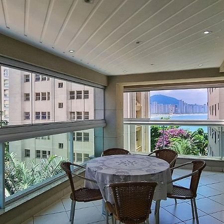 Apto Com Garagem E Lavanderia Em Frente A Praia Guaruja Ngoại thất bức ảnh