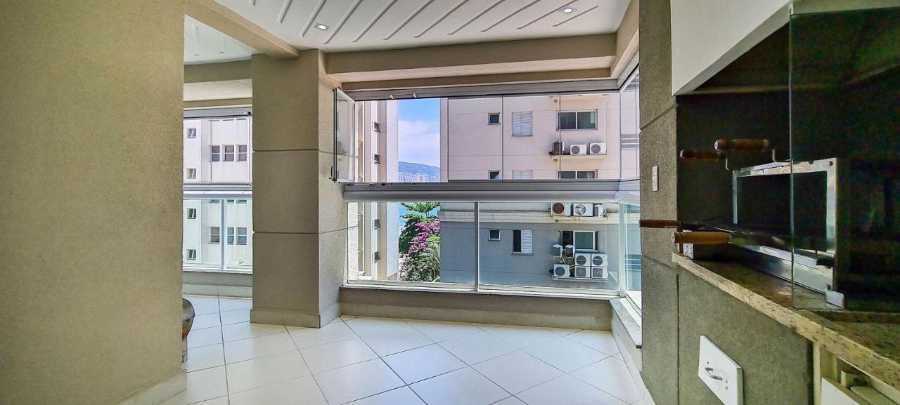 Apto Com Garagem E Lavanderia Em Frente A Praia Guaruja Ngoại thất bức ảnh